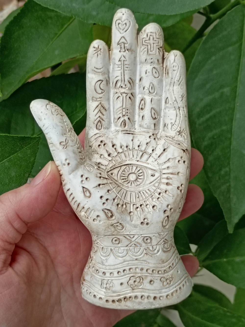 White Psychic Fortune Teller Palmistry Hand Divination